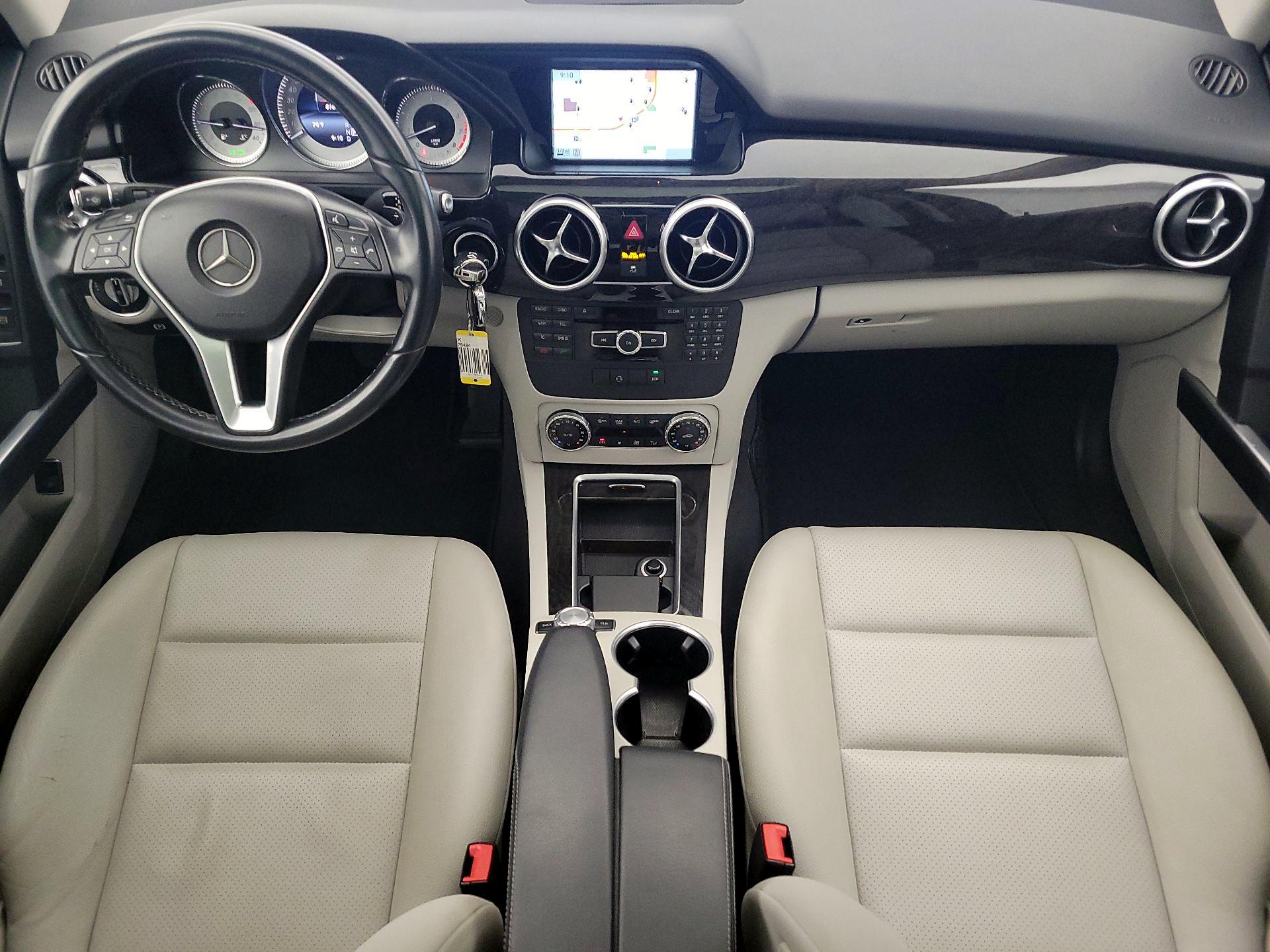 Thumbnail: 2015 Mercedes-Benz GLK - 9