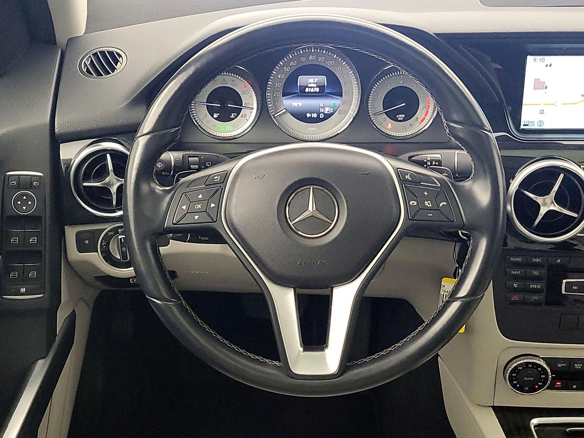 Thumbnail: 2015 Mercedes-Benz GLK - 10