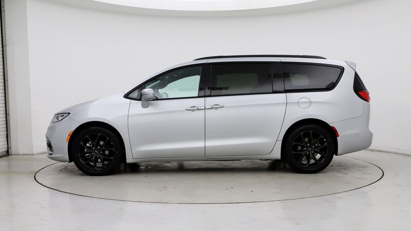 2022 Chrysler Pacifica Limited 3