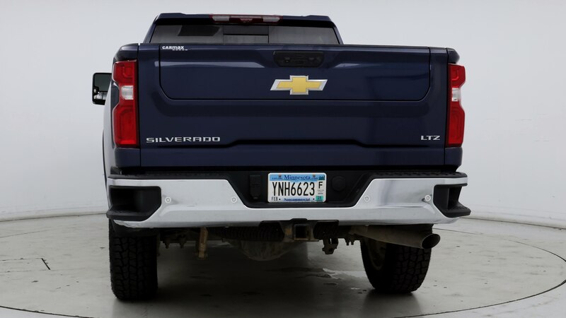 2022 Chevrolet Silverado 3500 LTZ 6