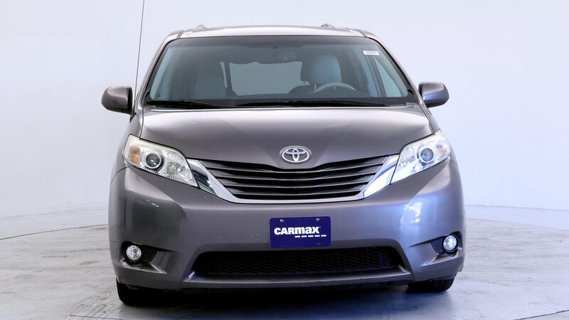 2014 Toyota Sienna XLE 5