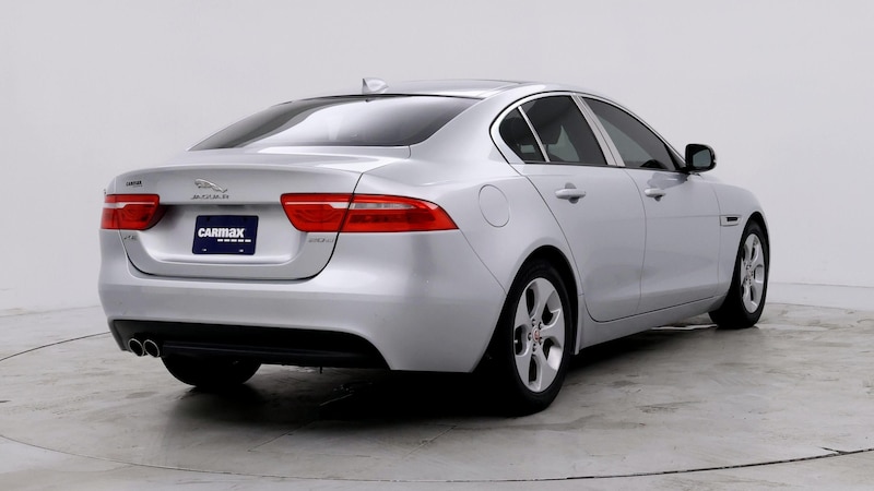 2017 Jaguar XE  8