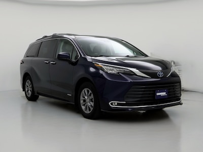 2021 Toyota Sienna XLE -
                East Haven, CT