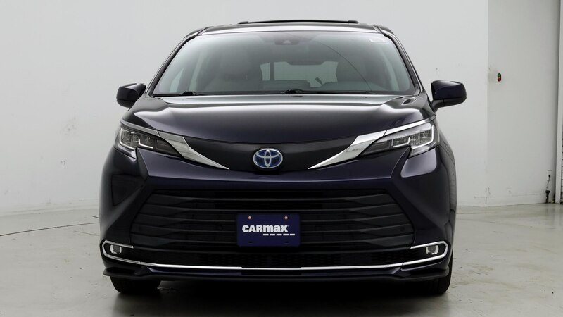 2021 Toyota Sienna XLE 5