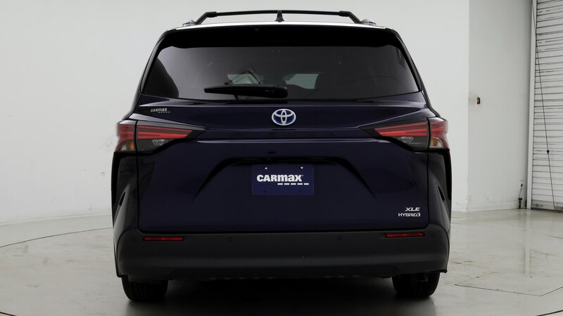 2021 Toyota Sienna XLE 6