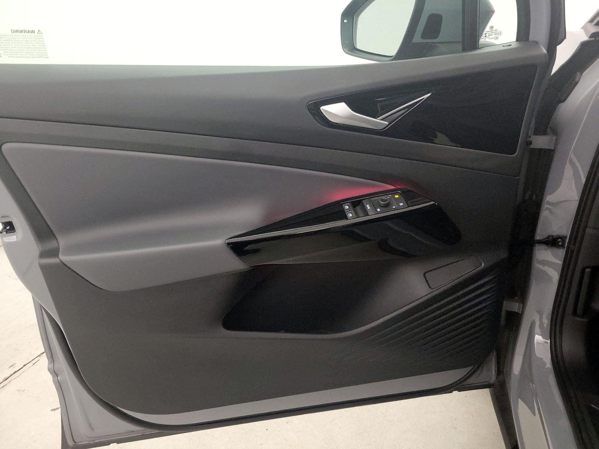 Thumbnail: 2022 Volkswagen ID.4 - 12