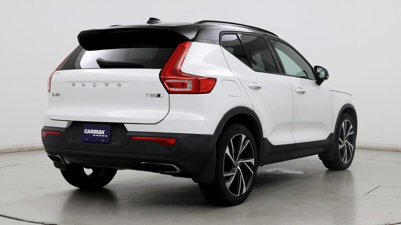 2020 Volvo XC40 T5 R-Design 8