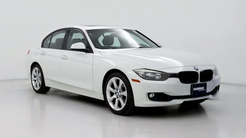 2015 BMW 3 Series 320i Hero Image