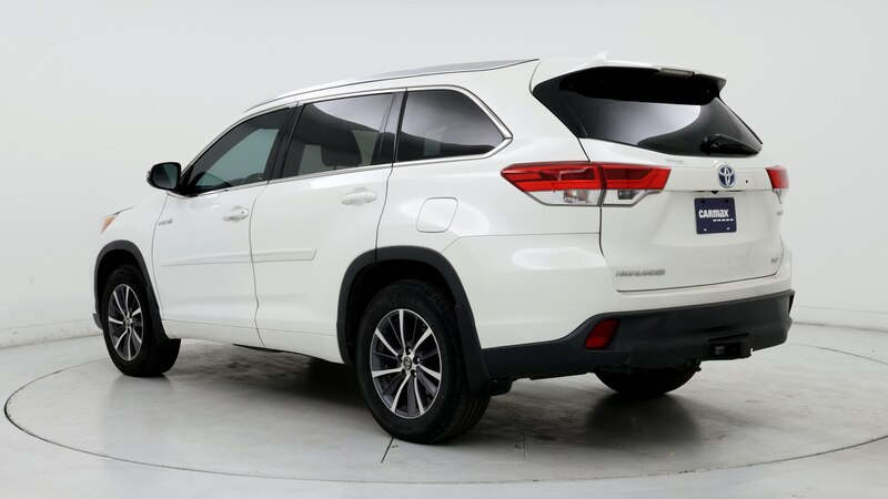 2017 Toyota Highlander XLE 2