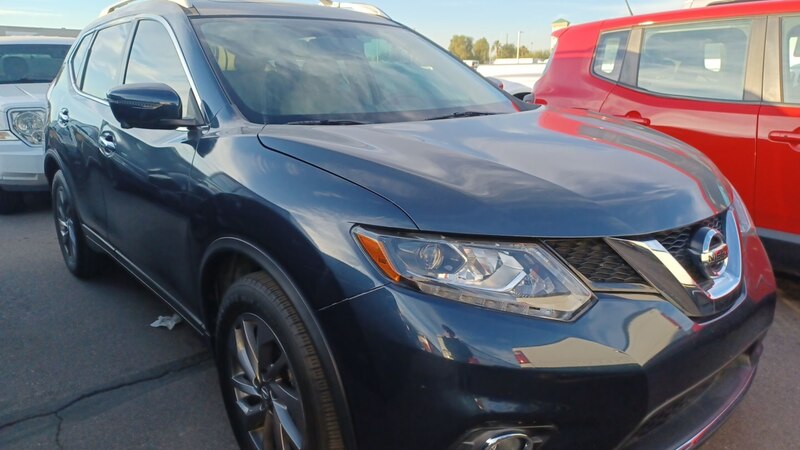 2016 Nissan Rogue SL 2