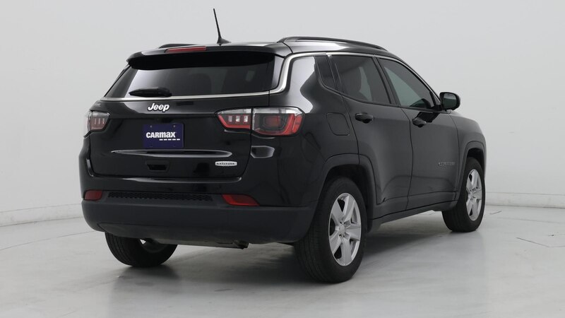 2022 Jeep Compass Latitude 8