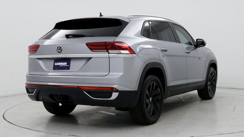 2022 Volkswagen Atlas SE 8