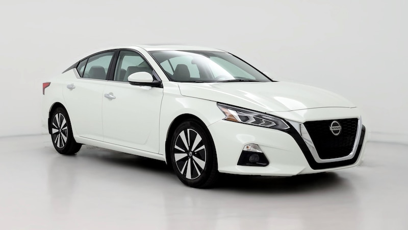 2021 Nissan Altima SL Hero Image