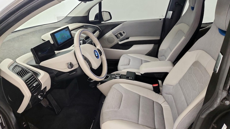 2017 BMW i3 Mega World 11