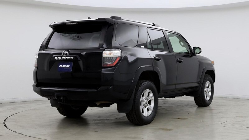 2022 Toyota 4Runner SR5 8