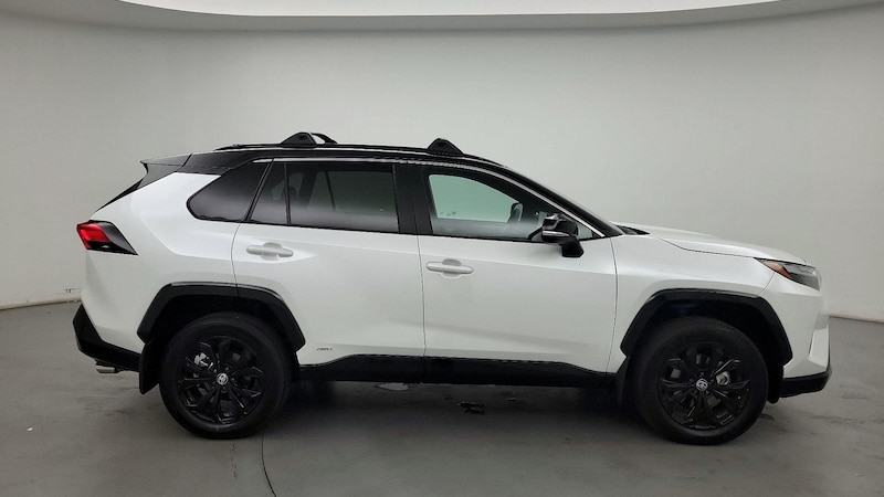 2024 Toyota RAV4 XSE 4