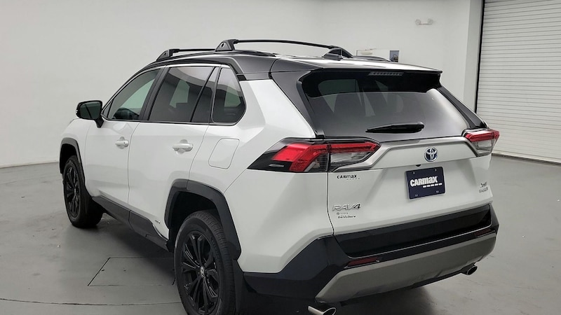 2024 Toyota RAV4 XSE 7