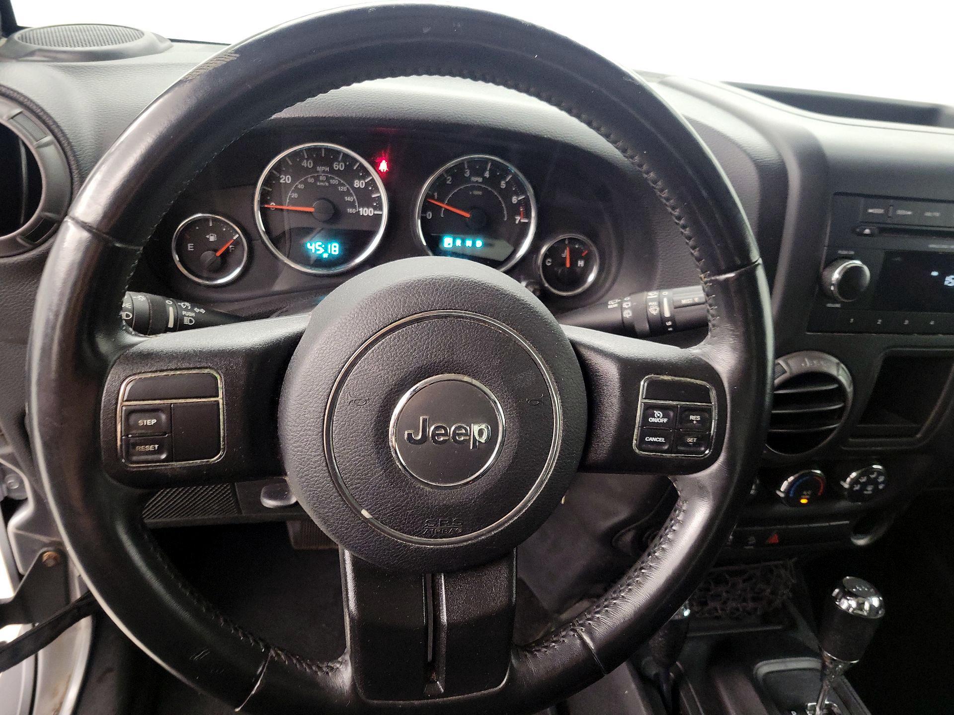 Thumbnail: 2018 Jeep Wrangler - 10