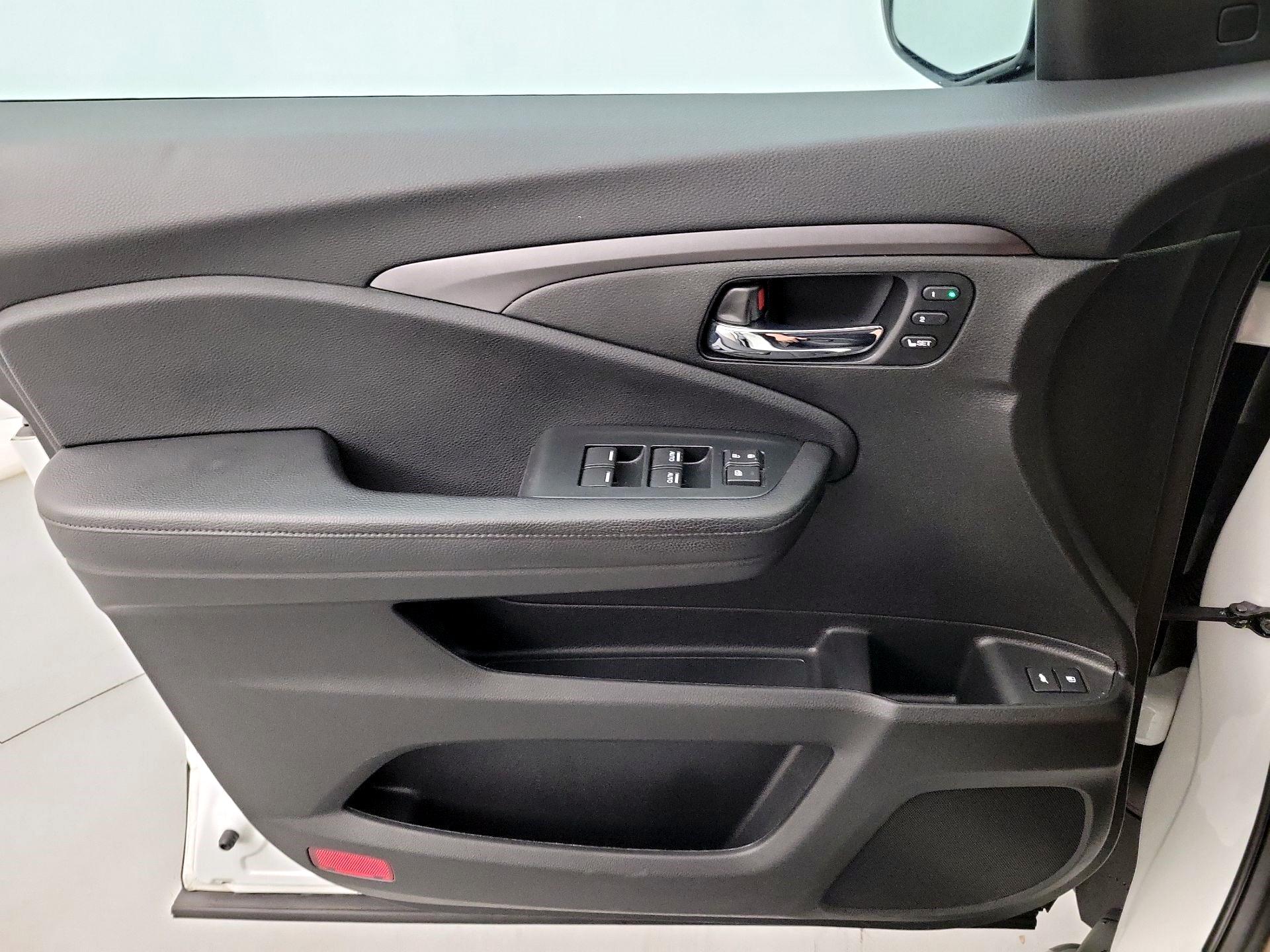Thumbnail: 2021 Honda Passport - 12
