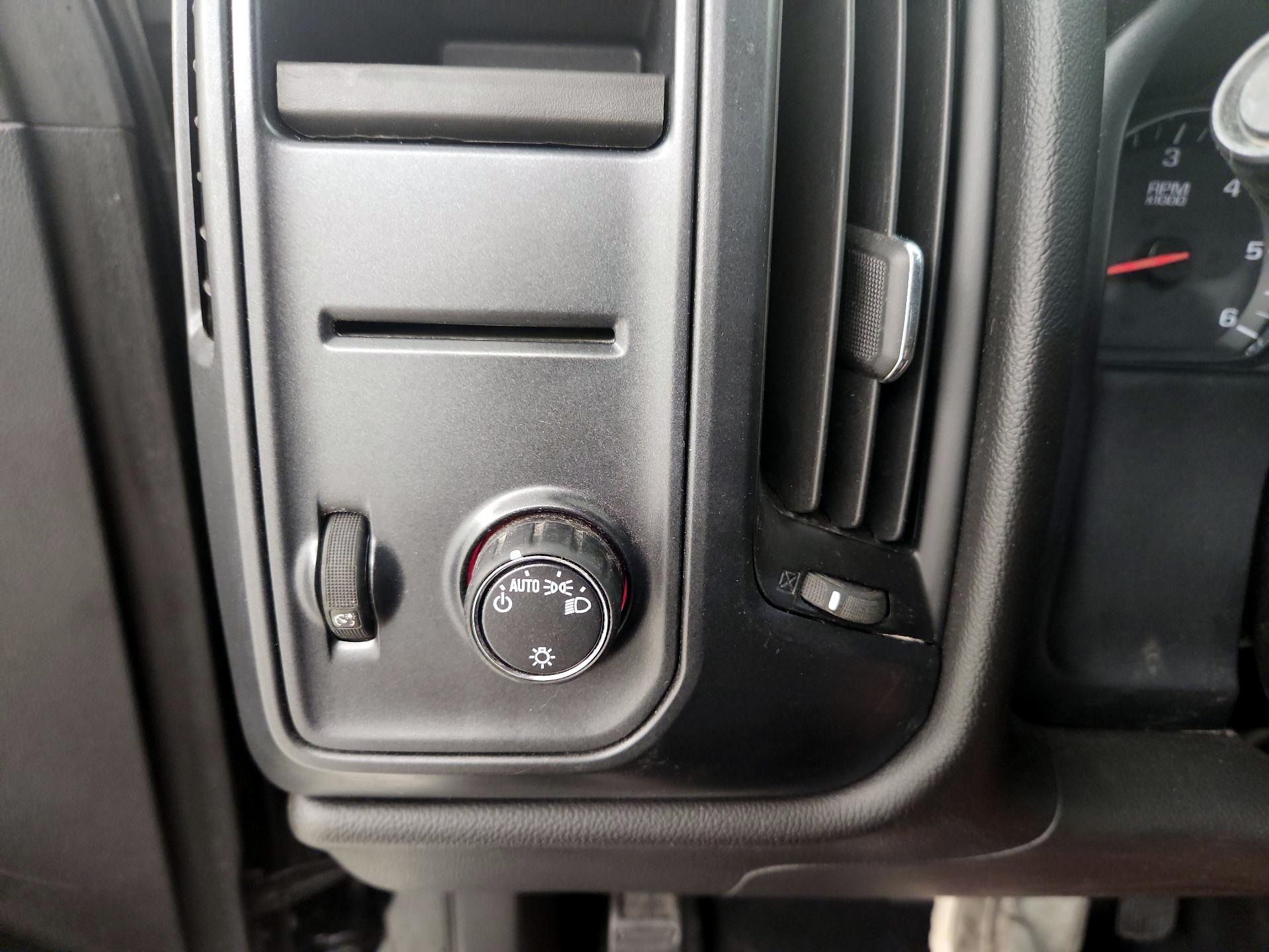 Thumbnail: 2016 GMC Sierra 1500 - 13
