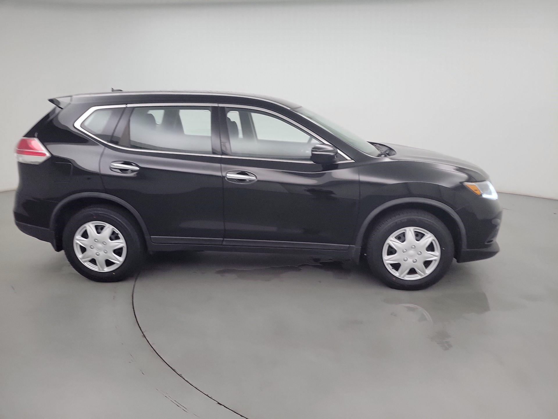 Thumbnail: 2015 Nissan Rogue - 4
