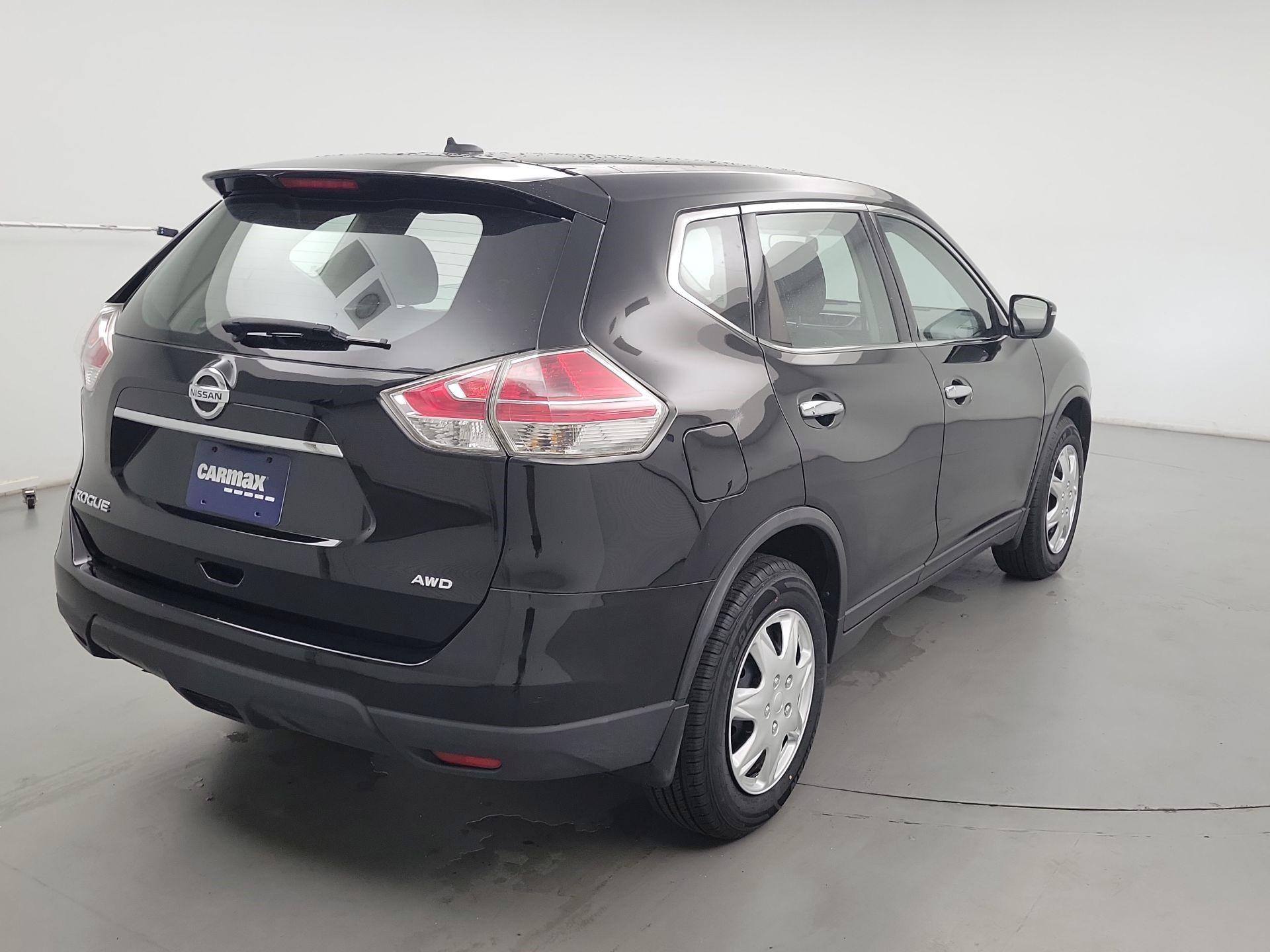 Thumbnail: 2015 Nissan Rogue - 5
