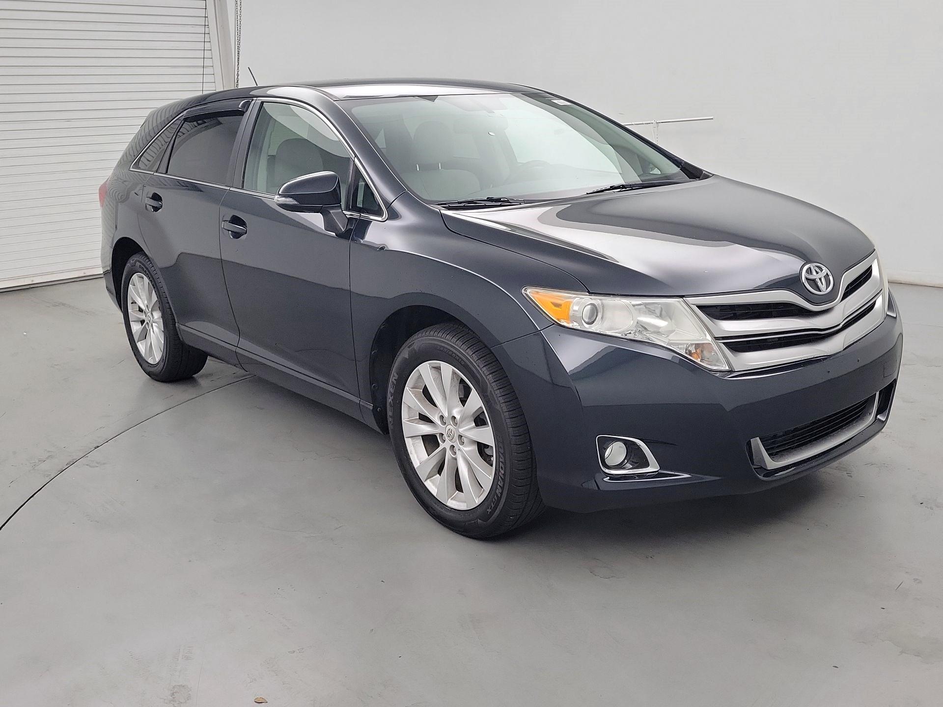 Thumbnail: 2013 Toyota Venza - 1