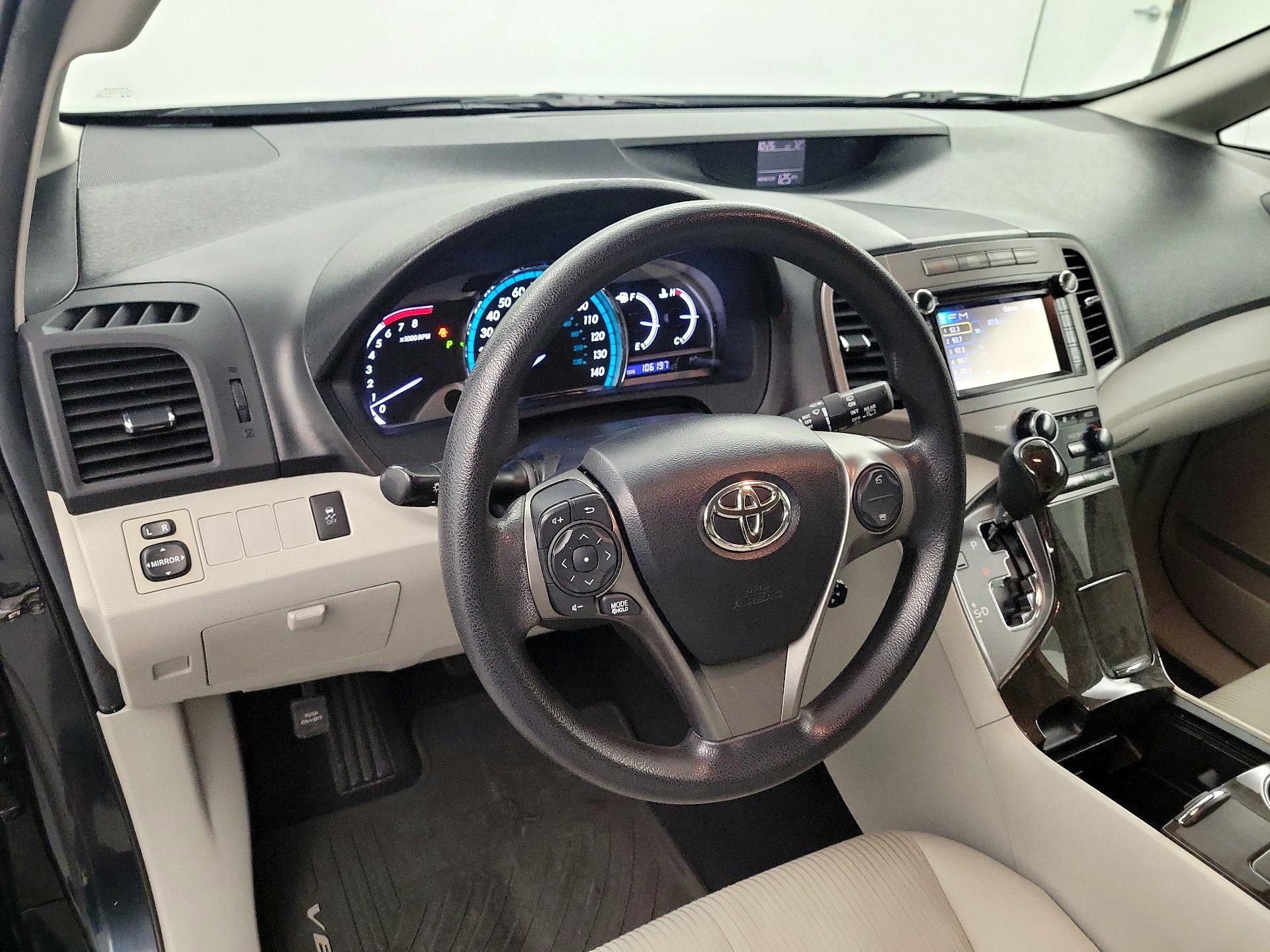 Thumbnail: 2013 Toyota Venza - 8