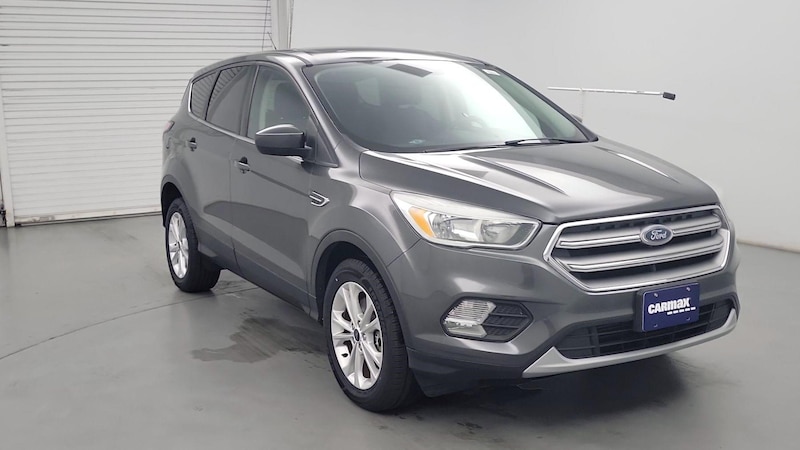 2017 Ford Escape SE Hero Image