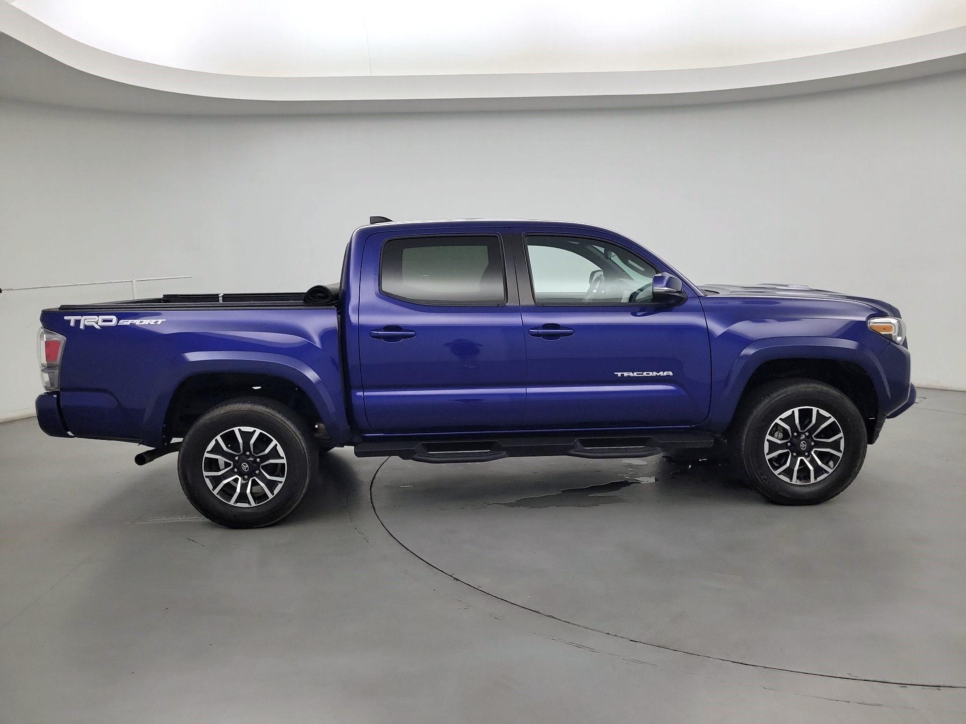 Thumbnail: 2022 Toyota Tacoma - 4