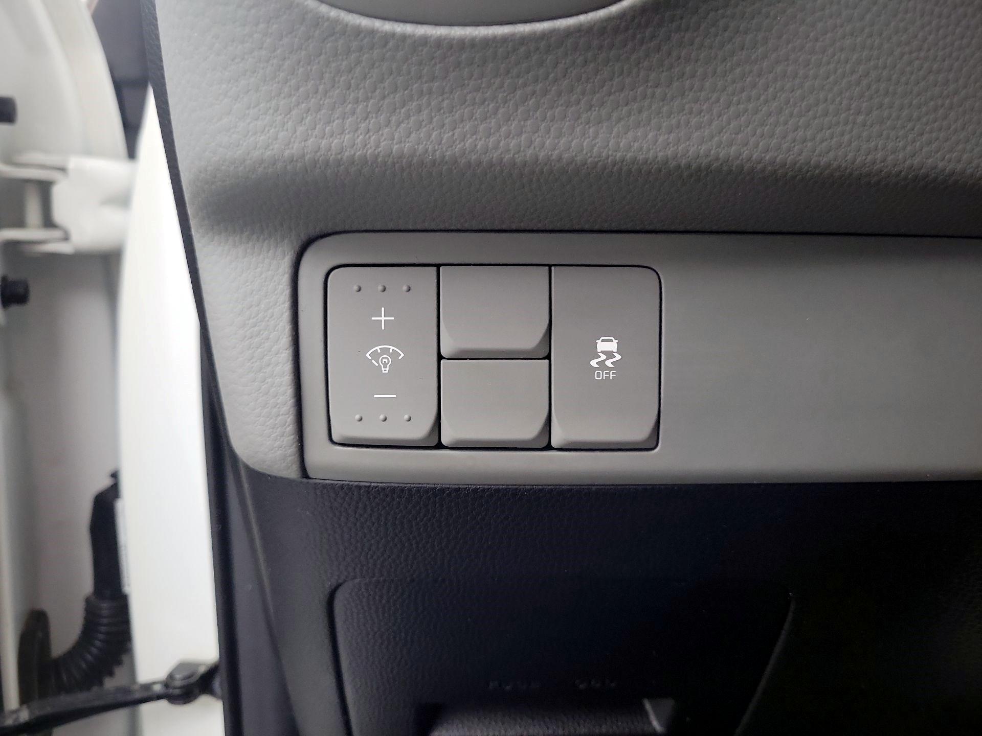 Thumbnail: 2016 Kia Soul - 11