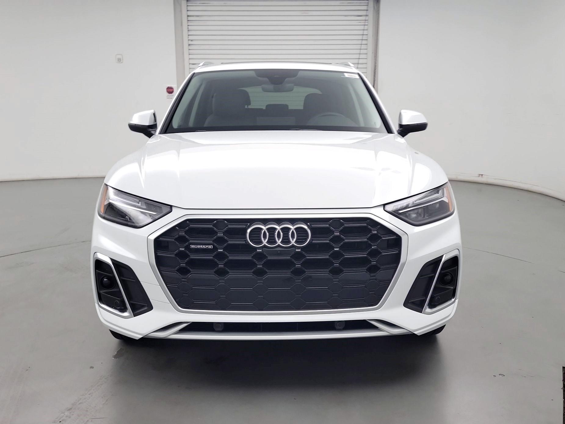 Thumbnail: 2023 Audi Q5 - 2