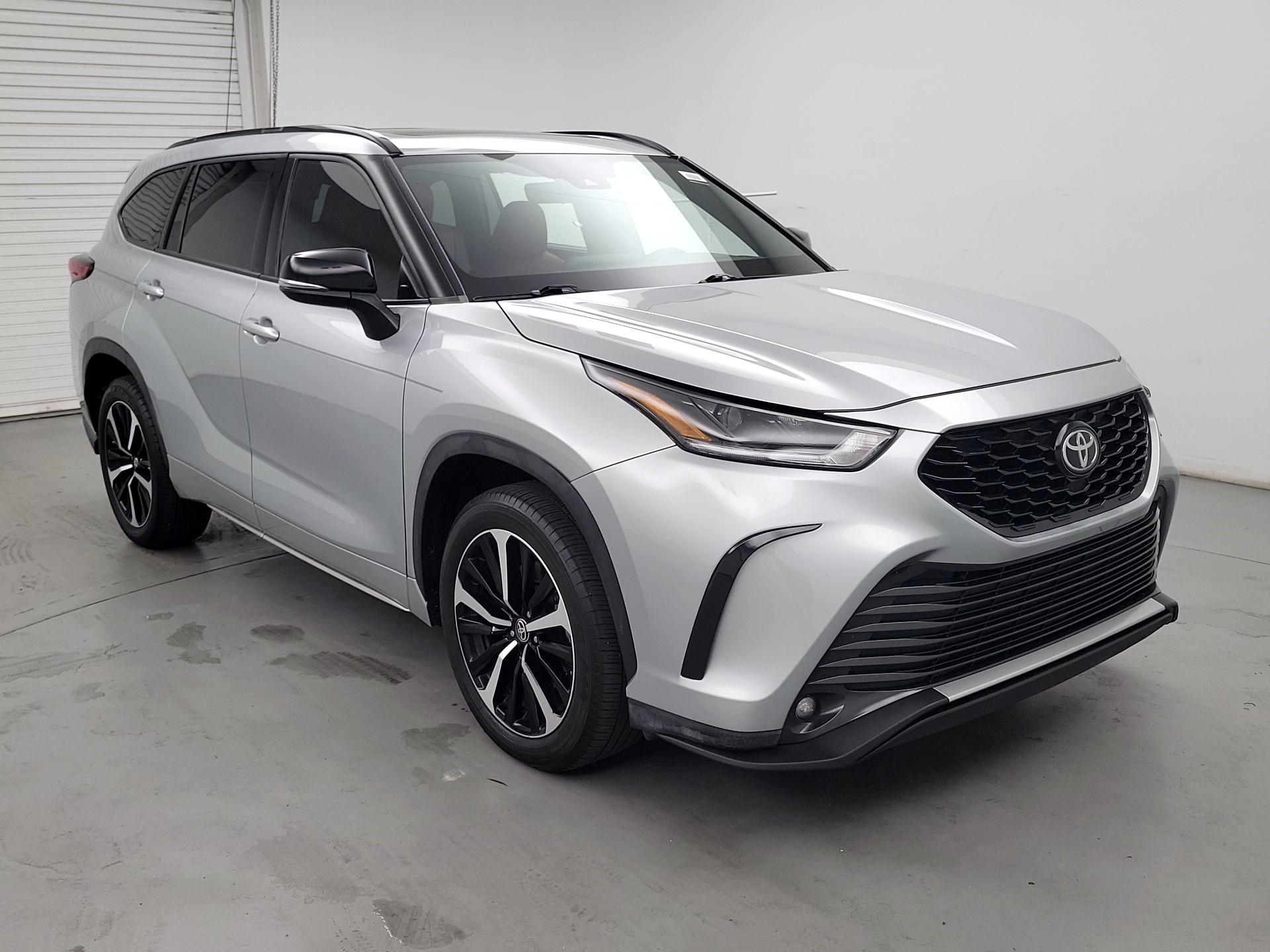 Thumbnail: 2021 Toyota Highlander - 1