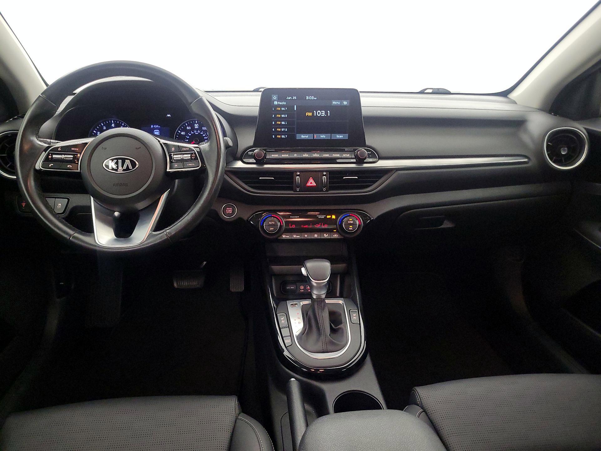 Thumbnail: 2019 Kia Forte - 9