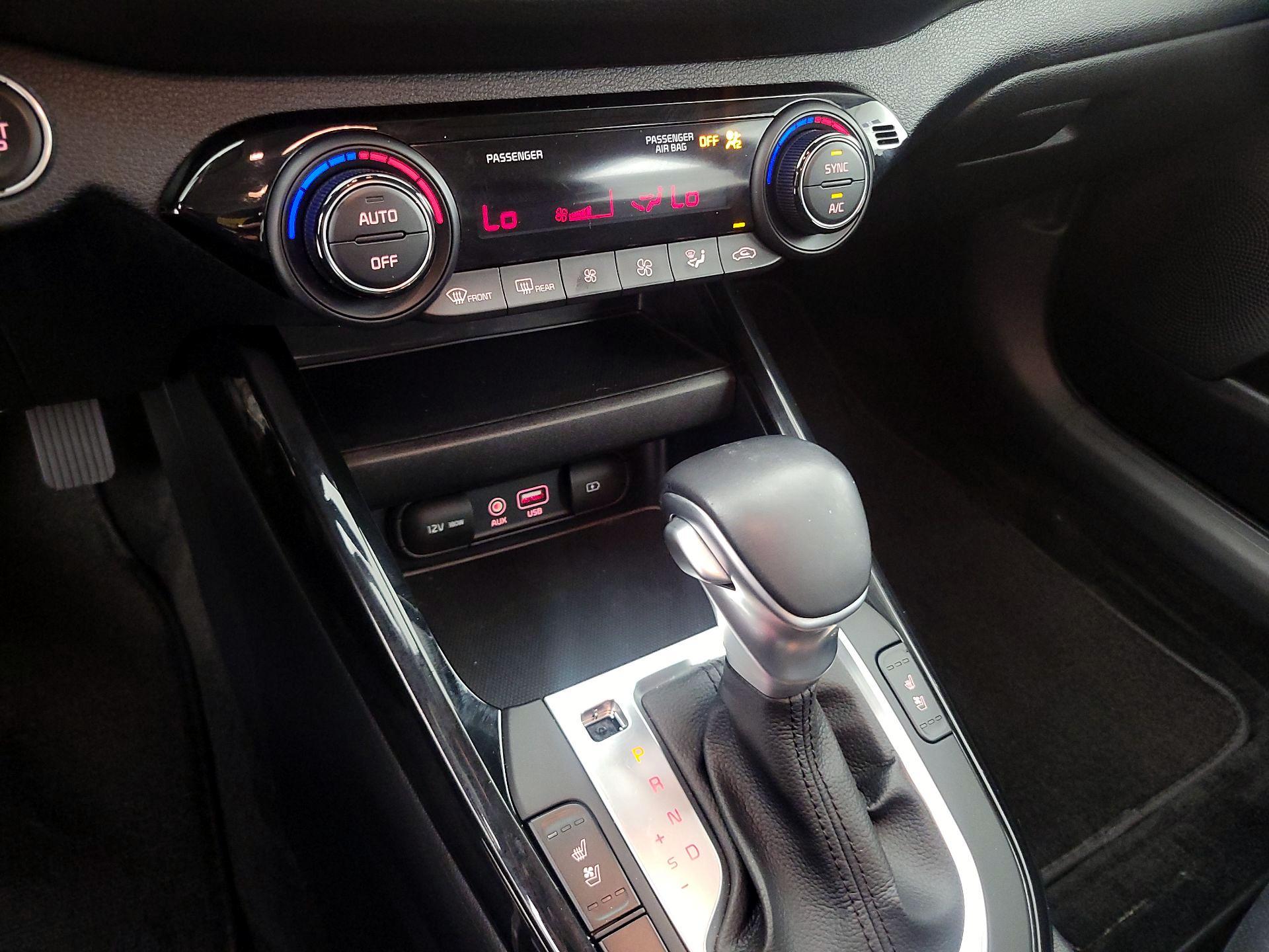 Thumbnail: 2019 Kia Forte - 16