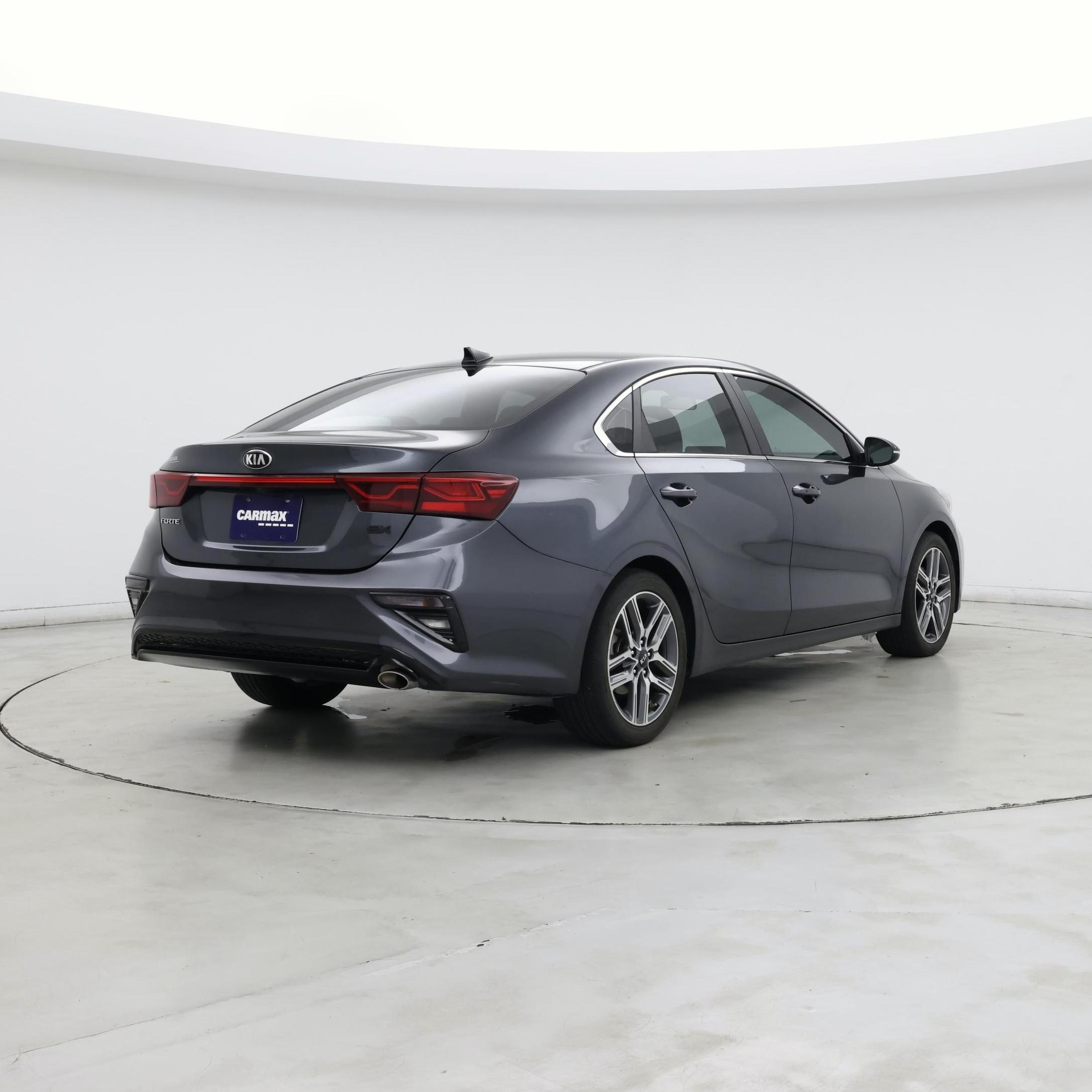 Thumbnail: 2019 Kia Forte - 8