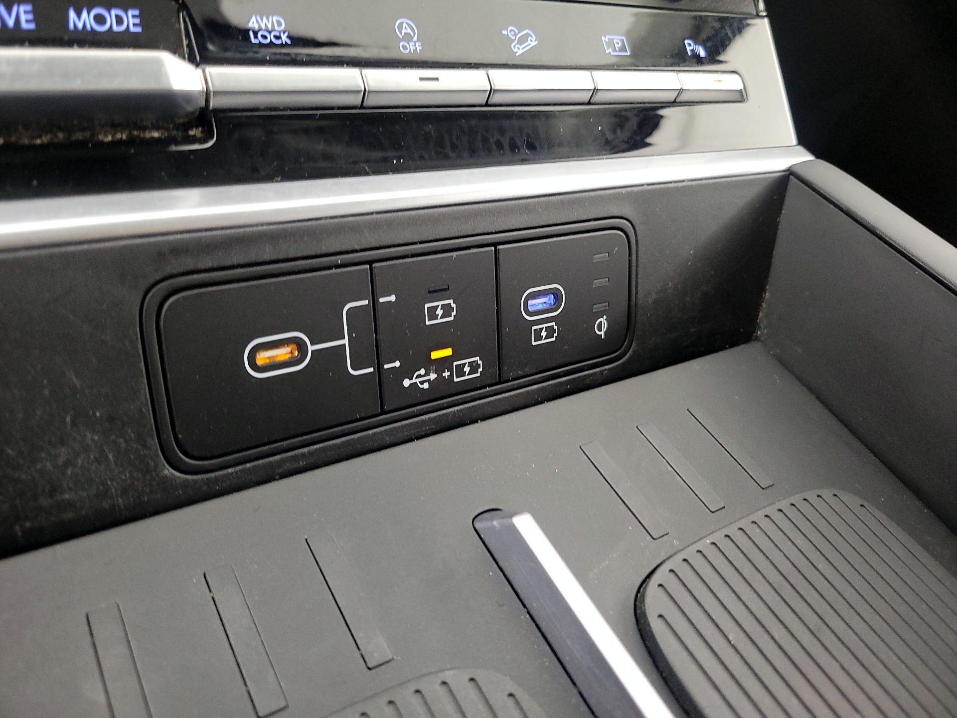 Thumbnail: 2024 Hyundai Santa Fe - 19