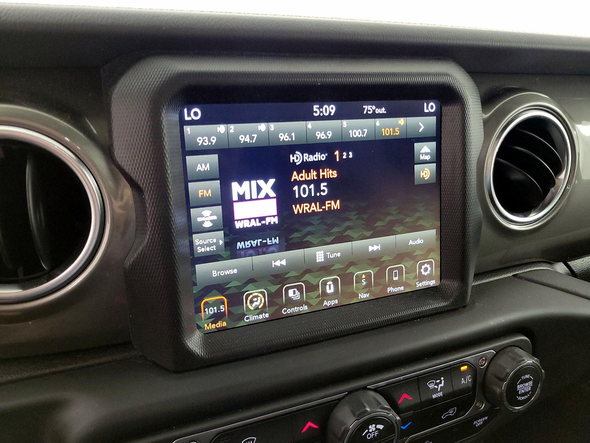 Thumbnail: 2023 Jeep Wrangler - 16