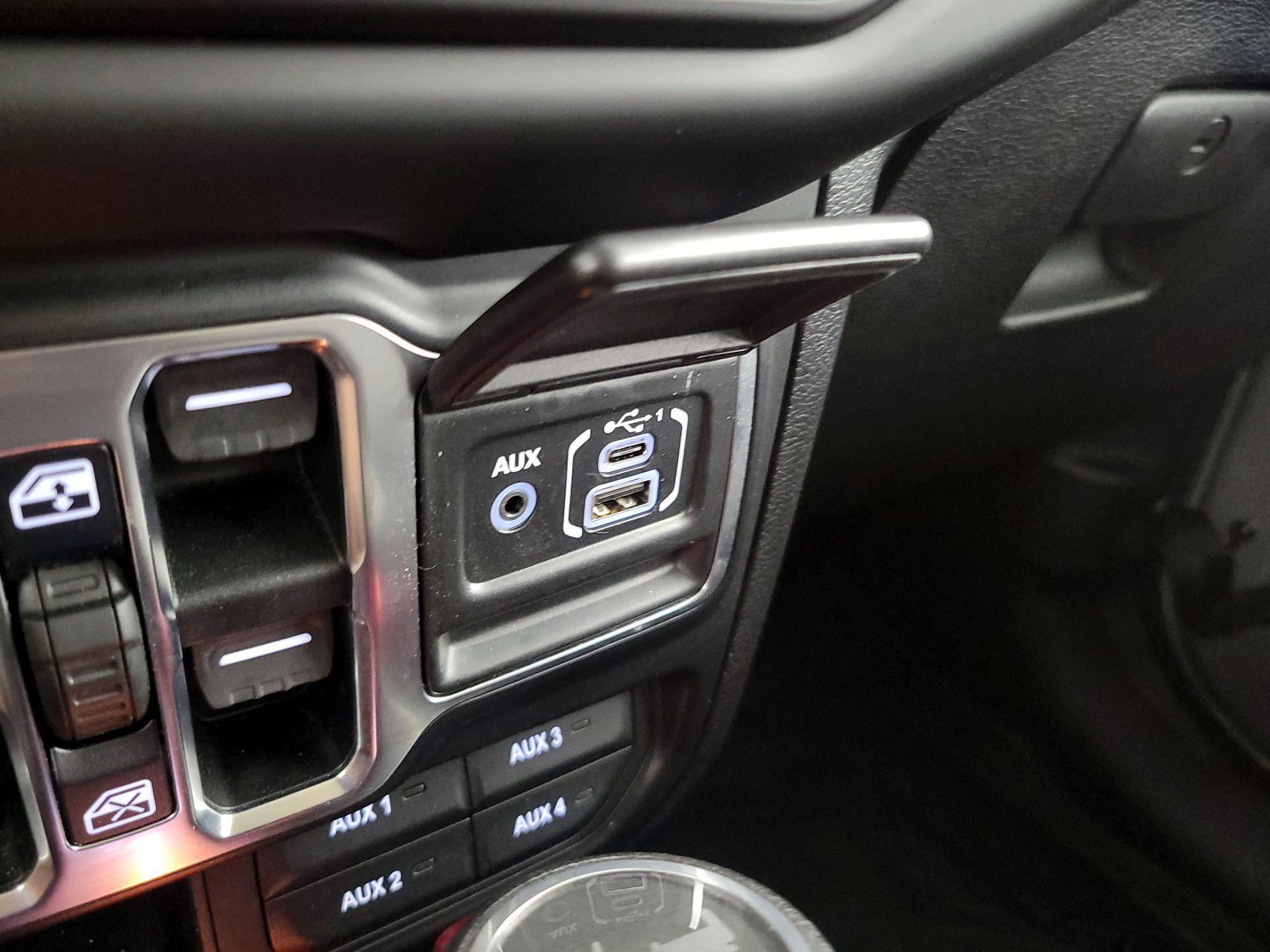 Thumbnail: 2021 Jeep Wrangler - 19