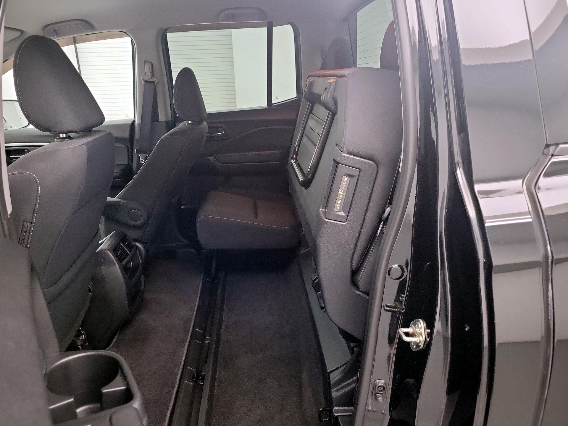 Thumbnail: 2017 Honda Ridgeline - 16