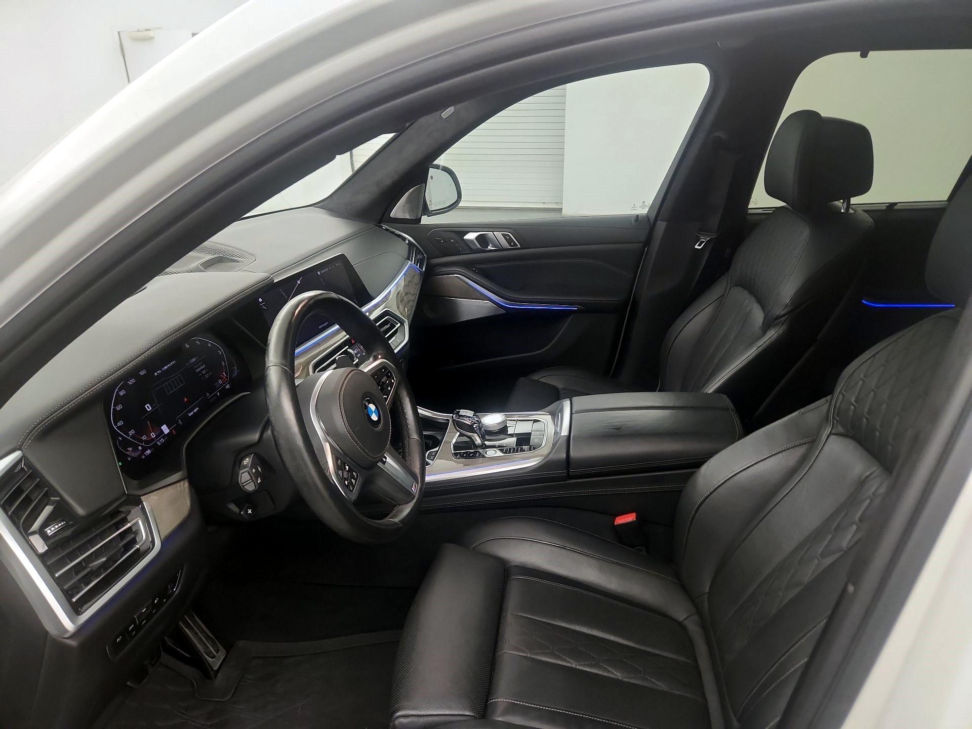 Thumbnail: 2020 BMW X5 - 9