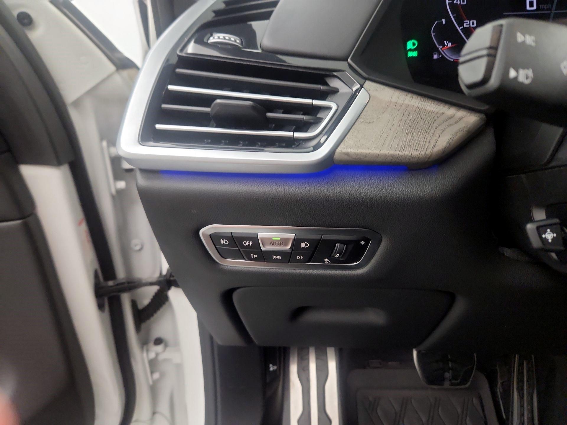 Thumbnail: 2020 BMW X5 - 11