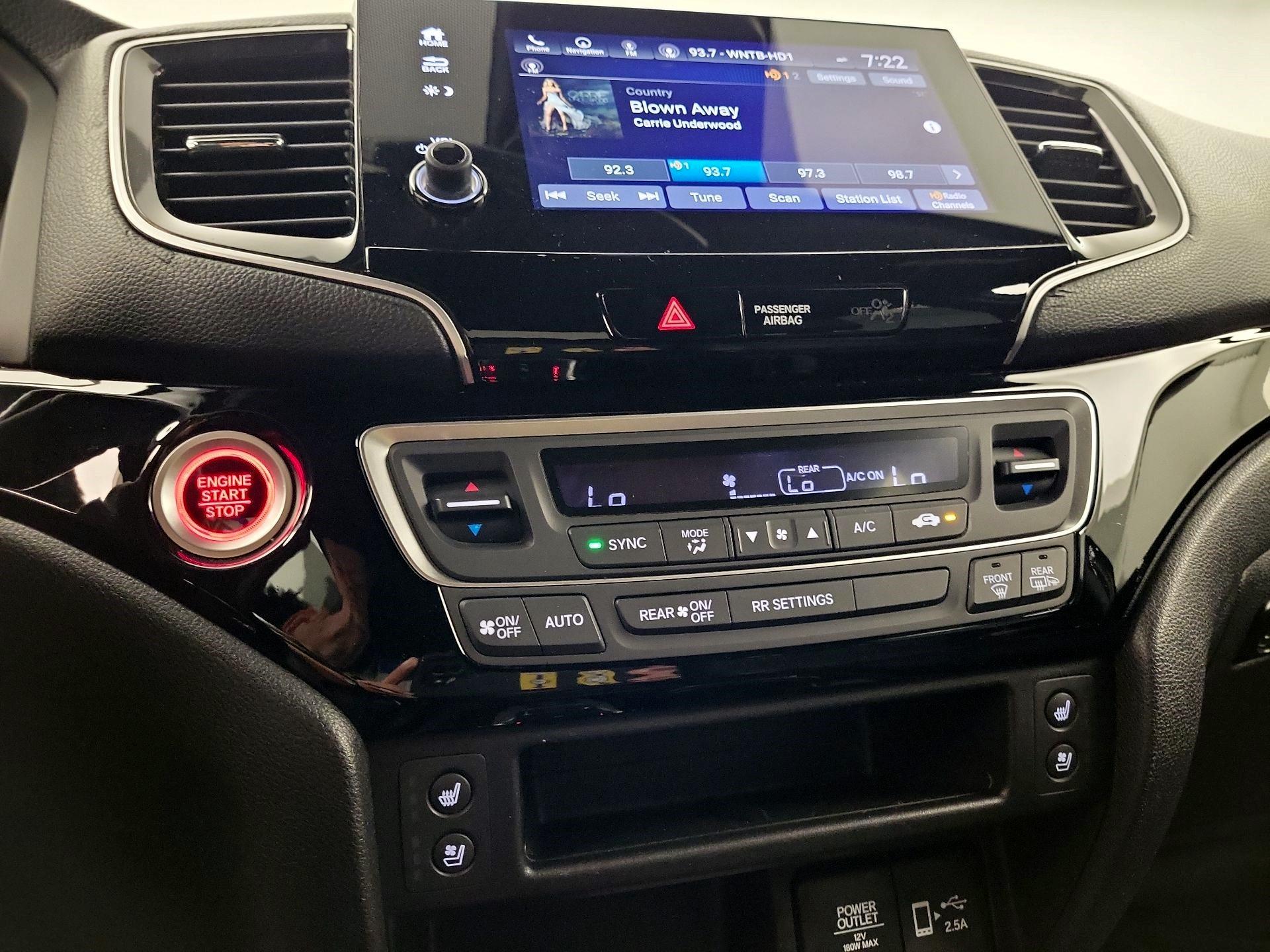 Thumbnail: 2019 Honda Passport - 14