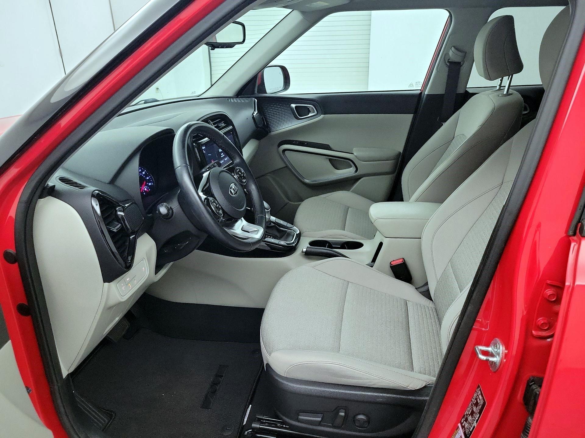 Thumbnail: 2021 Kia Soul - 9