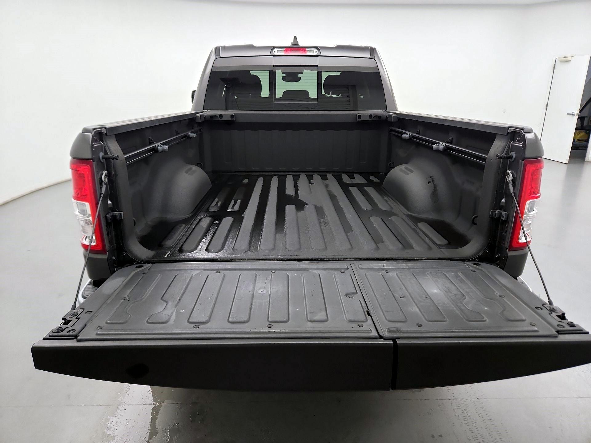 Thumbnail: 2021 RAM 1500 - 18