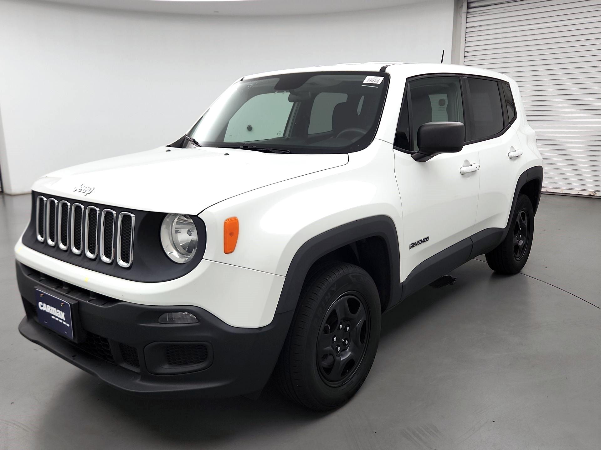 Thumbnail: 2017 Jeep Renegade - 3