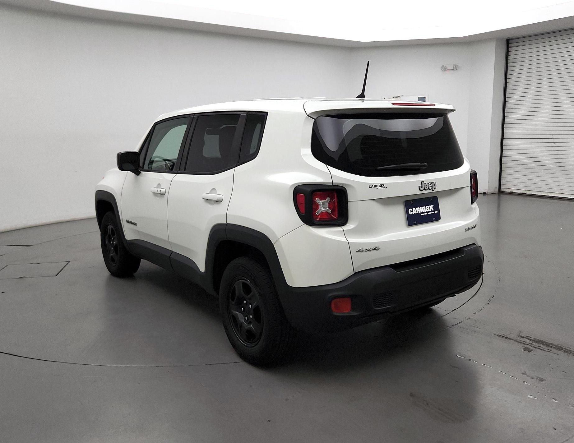 Thumbnail: 2017 Jeep Renegade - 7