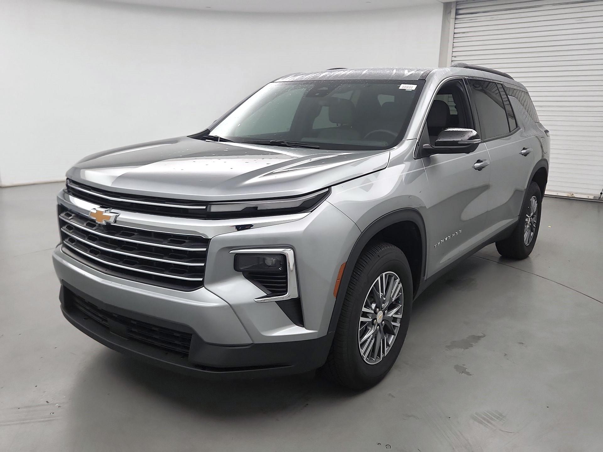 Thumbnail: 2025 Chevrolet Traverse - 3