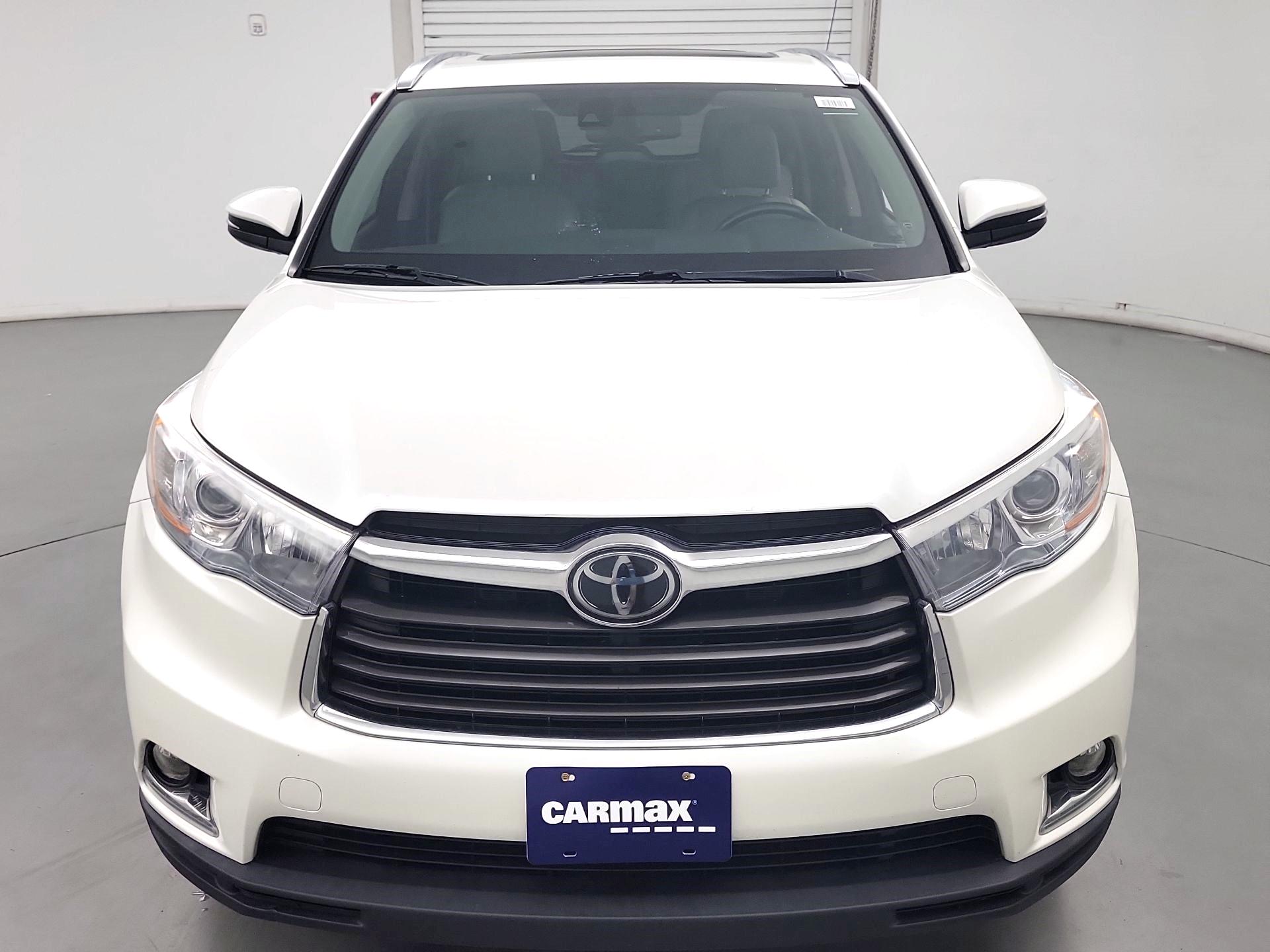 Thumbnail: 2015 Toyota Highlander - 2