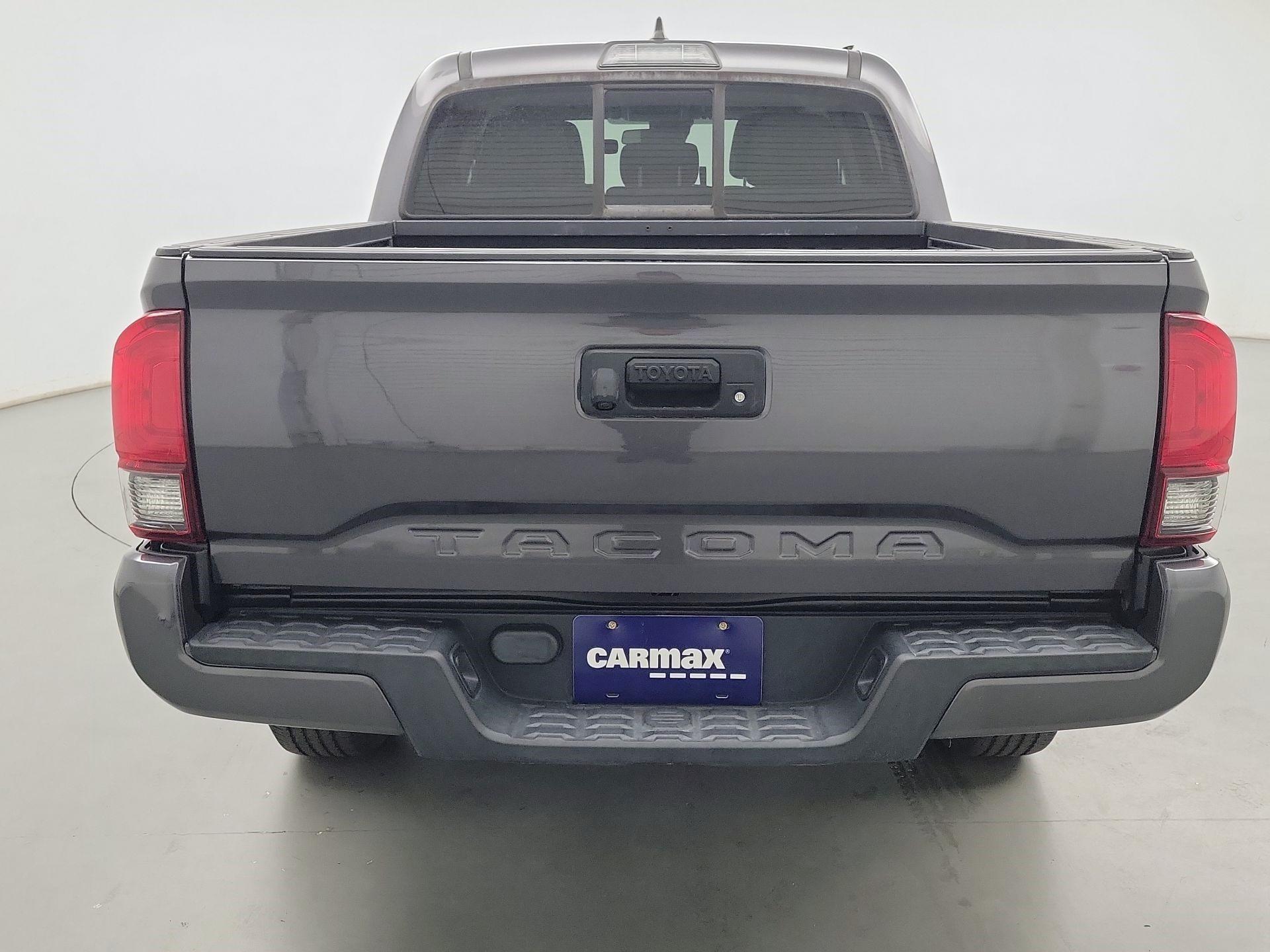 Thumbnail: 2019 Toyota Tacoma - 6
